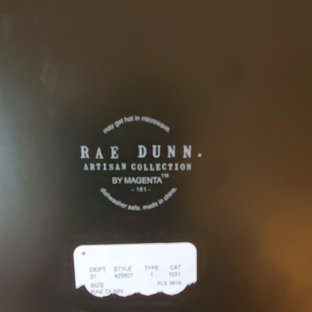 RAE DUNN "YUM" Serving Plate - Picture 4 of 4